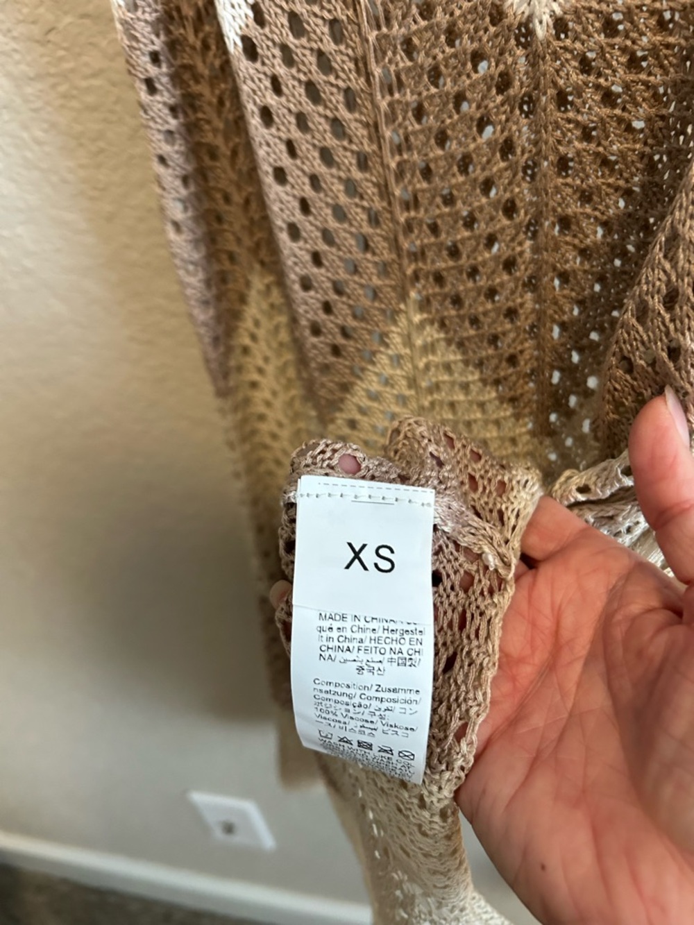 Crotchet beach cover ups (2) - Picture 2 of 3